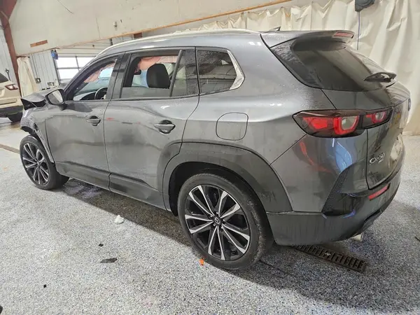 7MMVABEM6SN371793 2025 MAZDA CX-50 - Image 2