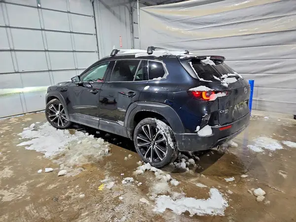 7MMVABEM7RN232928 2024 MAZDA CX-50 - Image 2