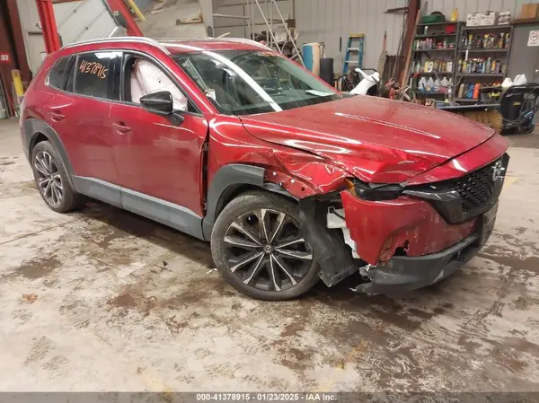 7MMVABEM8PN105411 2023 MAZDA CX-50 - Image 1