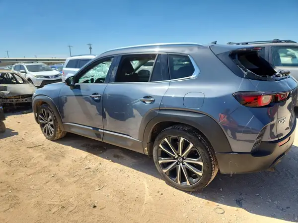 7MMVABEM8PN105618 2023 MAZDA CX-50 - Image 2