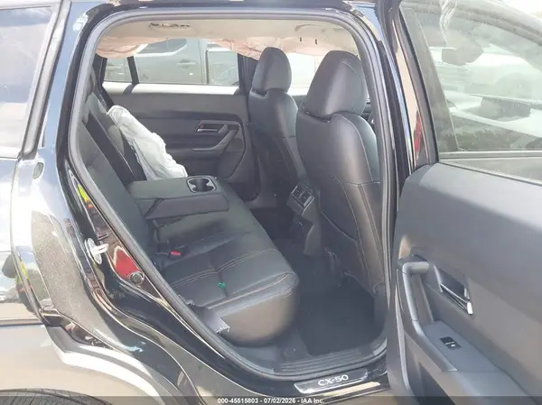 7MMVABEM8PN117297 2023 MAZDA CX-50 - Image 8
