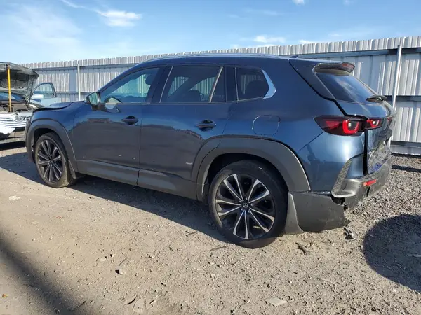 7MMVABEM8PN129773 2023 MAZDA CX-50 - Image 2