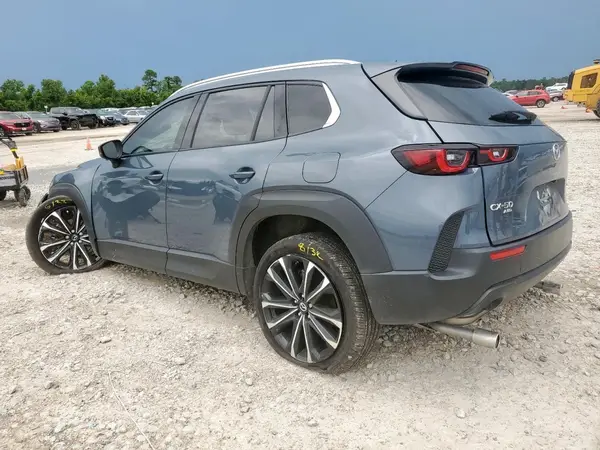 7MMVABEM8RN161724 2024 MAZDA CX-50 - Image 2