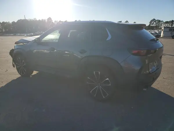 7MMVABEM8RN187451 2024 MAZDA CX-50 - Image 2