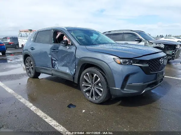 7MMVABEM8RN220626 2024 MAZDA CX-50 - Image 1