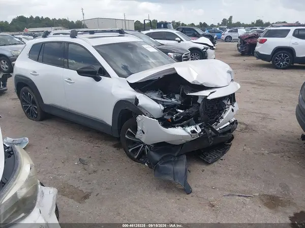 7MMVABEM8SN347687 2025 MAZDA CX-50 - Image 1