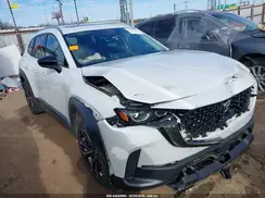 7MMVABEM8SN360472 2025 MAZDA CX-50