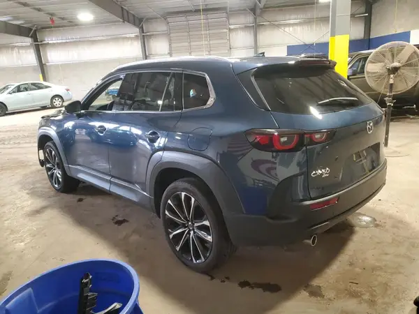 7MMVABEM8SN377692 2025 MAZDA CX-50 - Image 2
