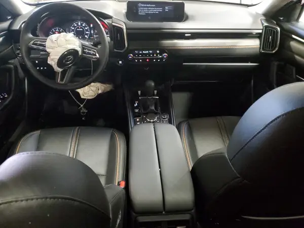 7MMVABEM8SN377692 2025 MAZDA CX-50 - Image 8