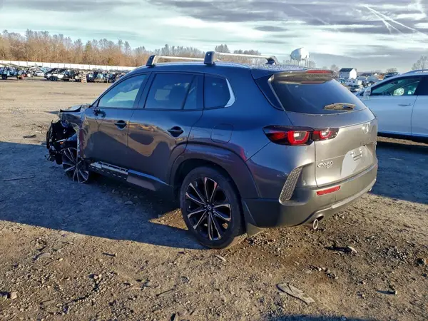 7MMVABEM8SN383783 2025 MAZDA CX-50 - Image 2