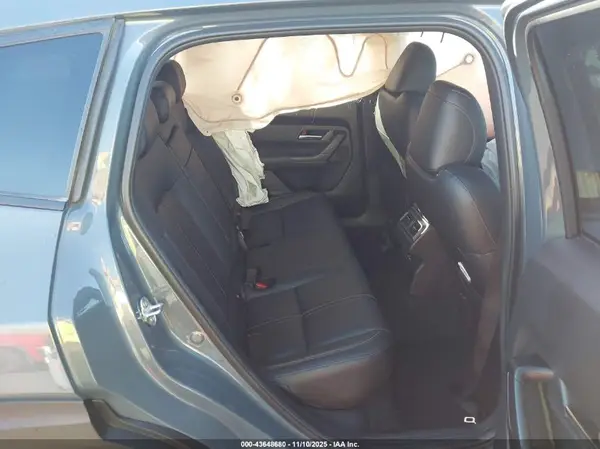 7MMVABEM9PN139504 2023 MAZDA CX-50 - Image 8