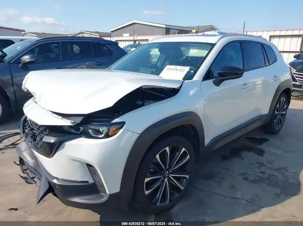 7MMVABEM9RN187121 2024 MAZDA CX-50 - Image 2