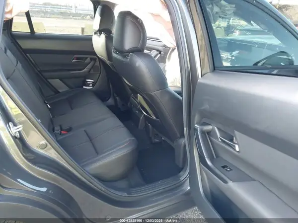 7MMVABEM9SN359847 2025 MAZDA CX-50 - Image 8