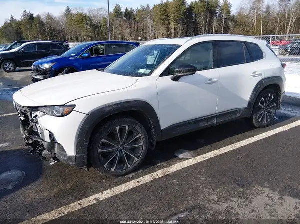 7MMVABEMXPN113770 2023 MAZDA CX-50 - Image 2