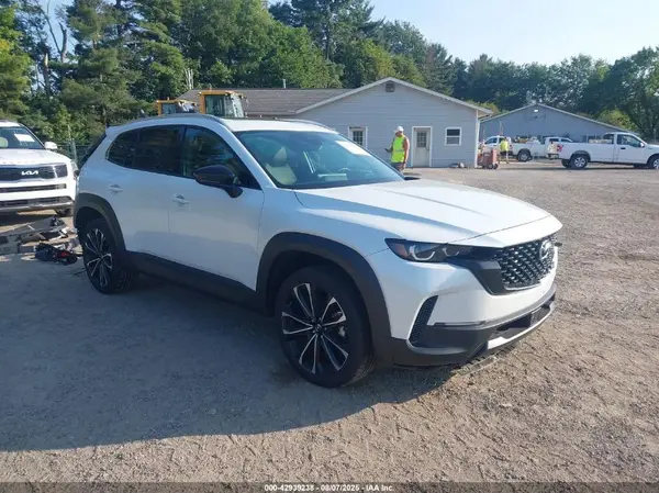 7MMVABEMXRN228338 2024 MAZDA CX-50 - Image 1