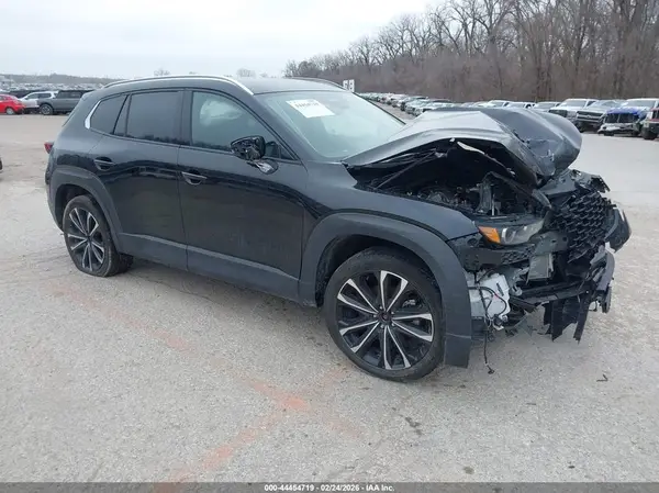 7MMVABEMXSN376091 2025 MAZDA CX-50 - Image 1