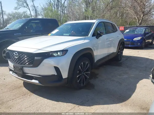 7MMVABEY0RN186975 2024 MAZDA CX-50 - Image 2