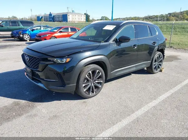 7MMVABEY1SN369825 2025 MAZDA CX-50 - Image 2