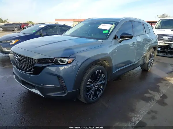 7MMVABEY2PN105942 2023 MAZDA CX-50 - Image 2