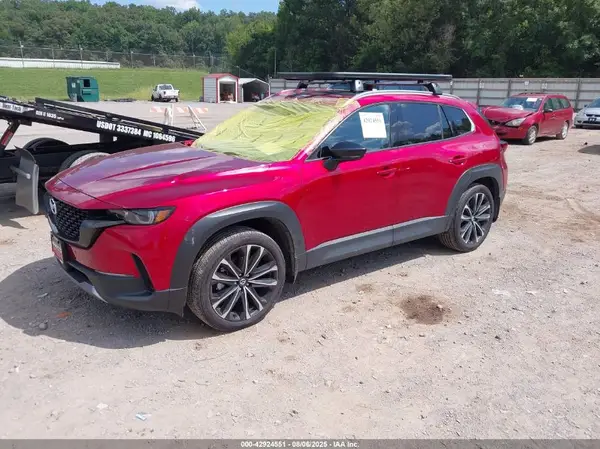 7MMVABEY2RN235965 2024 MAZDA CX-50 - Image 2
