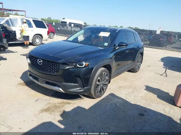 7MMVABEY3RN241709 2024 MAZDA CX-50 - Image 2