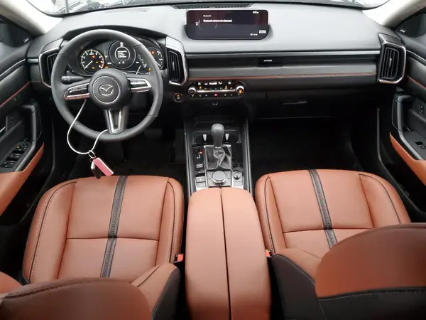 7MMVABEY3SN315197 2025 MAZDA CX-50 - Image 8