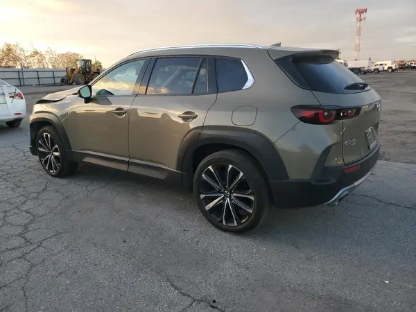 7MMVABEY4PN100385 2023 MAZDA CX-50 - Image 2
