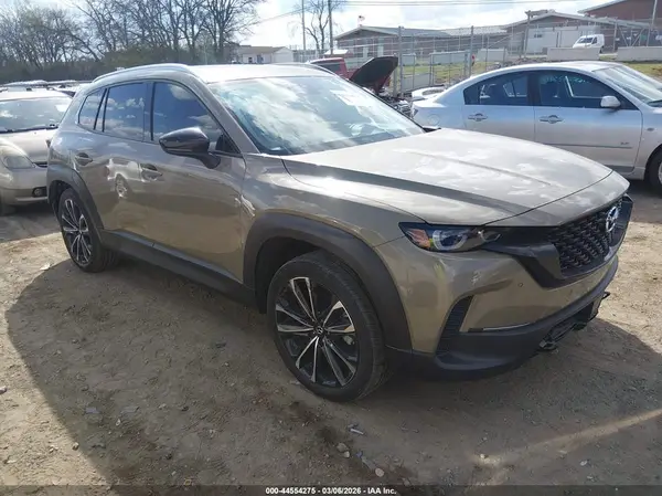 7MMVABEY4RN230878 2024 MAZDA CX-50 - Image 1
