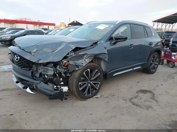 7MMVABEY4SN305603 2025 MAZDA CX-50 - Image 2