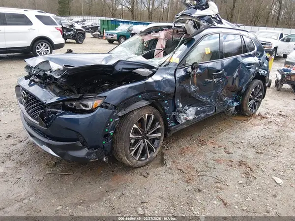7MMVABEY4TN476403 2026 MAZDA CX-50 - Image 2