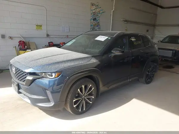 7MMVABEY5RN221719 2024 MAZDA CX-50 - Image 2