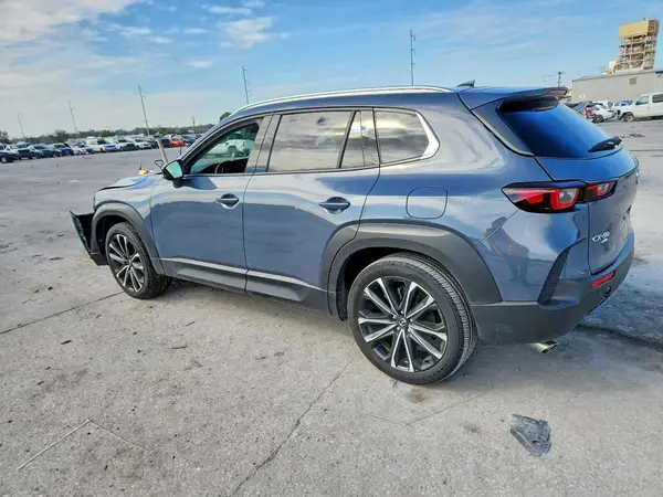 7MMVABEY5RN232168 2024 MAZDA CX-50 - Image 2