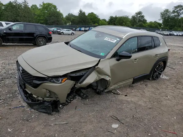7MMVABEY6PN113039 2023 MAZDA CX-50 - Image 1