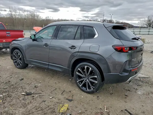 7MMVABEY6PN114272 2023 MAZDA CX-50 - Image 2