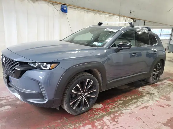 7MMVABEY6PN147630 2023 MAZDA CX-50 - Image 1