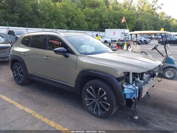 7MMVABEY6RN227318 2024 MAZDA CX-50 - Image 1