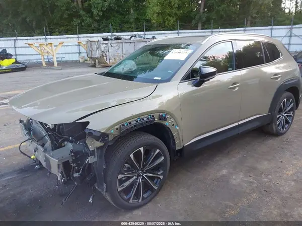 7MMVABEY6RN227318 2024 MAZDA CX-50 - Image 2