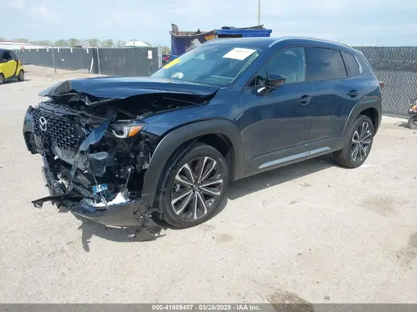 7MMVABEY6SN348954 2025 MAZDA CX-50 - Image 2