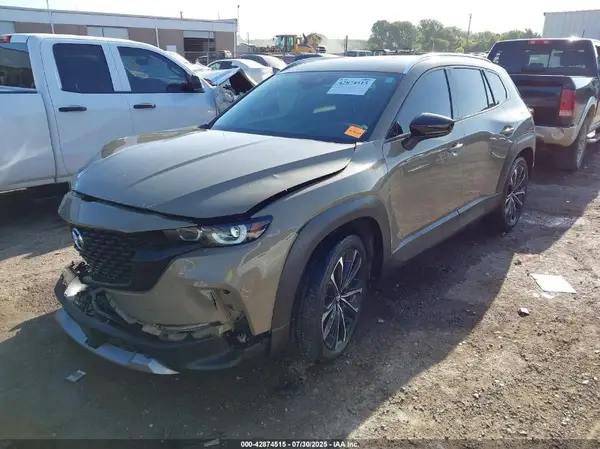 7MMVABEY7PN102356 2023 MAZDA CX-50 - Image 2
