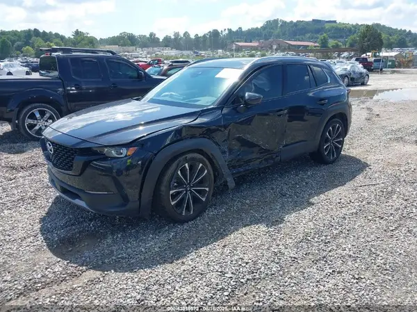 7MMVABEY7PN153162 2023 MAZDA CX-50 - Image 2
