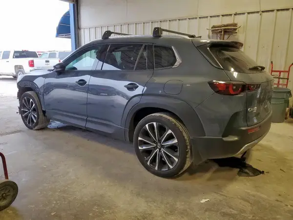 7MMVABEY7RN234097 2024 MAZDA CX-50 - Image 2