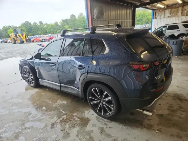 7MMVABEY7SN360224 2025 MAZDA CX-50 - Image 2