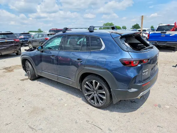 7MMVABEY7SN376973 2025 MAZDA CX-50 - Image 2