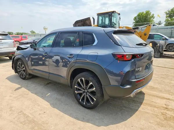 7MMVABEY8RN230169 2024 MAZDA CX-50 - Image 2