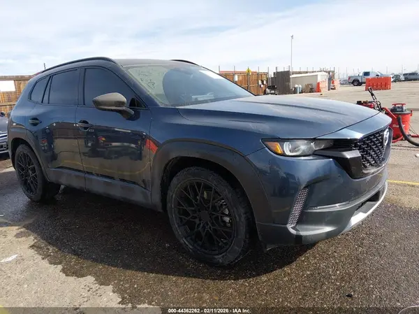 7MMVABEYXPN137148 2023 MAZDA CX-50 - Image 1