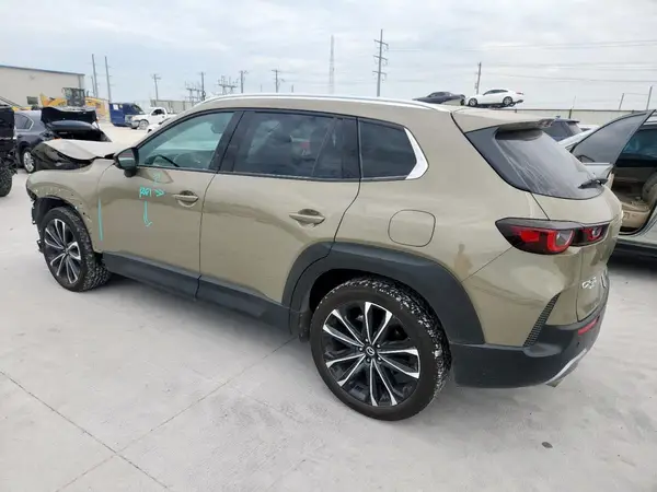 7MMVABEYXRN186983 2024 MAZDA CX-50 - Image 2
