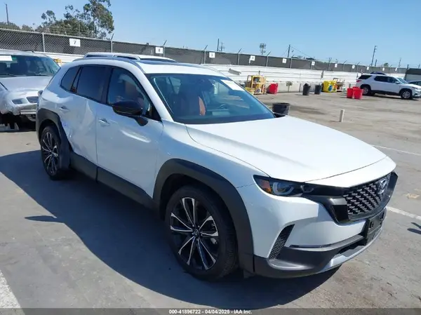 7MMVABXY5RN205758 2024 MAZDA CX-50 - Image 1