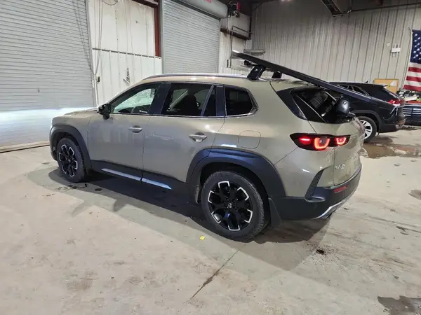 7MMVABXY5RN225802 2024 MAZDA CX-50 - Image 2
