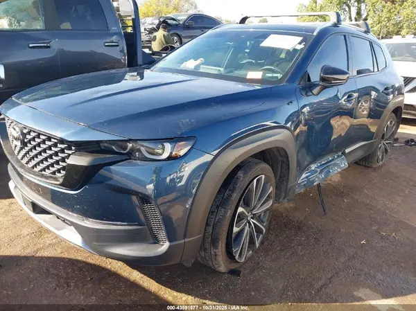 7MMVABXY6RN212783 2024 MAZDA CX-50 - Image 2