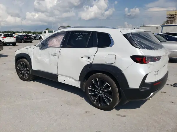 7MMVABXY7RN215062 2024 MAZDA CX-50 - Image 2
